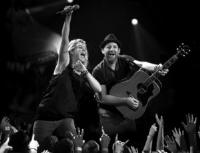 Sugarland puts fans in control, Kim and Kroy set the date, Sister Act to return