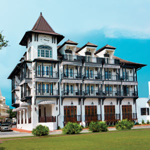 Pearl’s Forbes 4-Star Experience
