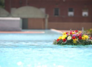 Julian Bond’s ‘unwavering commitment to fight for justice’ remembered at the King Center Julian Bond wreath