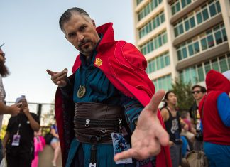 Our favorite costumes from Dragon Con 2017