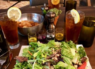 Saltwood’s weekday salad bar is Midtown’s best-kept lunch secret
