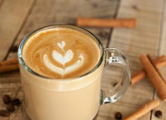 Beyond pumpkin spice: 4 Atlanta coffee shops serving festive fall drinks Hodgepodge Coffee Maple Syrup Latte