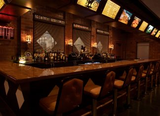 LLoyd’s in Inman Park aims to be “like your grandpa’s bar” LLoyd's Inman Park Atlanta