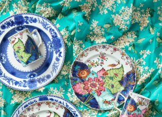 Granny floral can actually give your house a modern makeover A modern revival of the Granny Floral