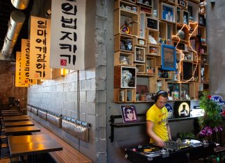So many restaurant soundtracks are all wrong. Here’s who does them right. What makes a good restaurant soundtrack? And why are so many terrible?