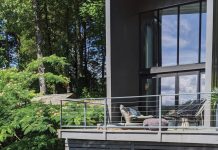 5 cool cabins to rent in North Georgia “R Lake,” a modern home on Lake Rabun