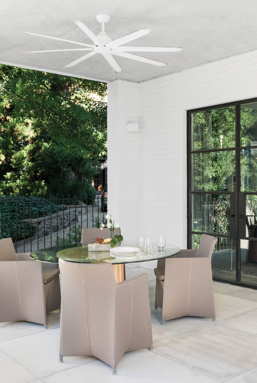 Historic references and a modern sensibility influence this Midtown home in equal measure