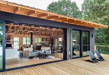 Elizabeth Ingram and Alton Brown lake house
