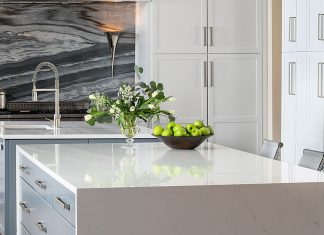 Room Envy: A swanky Snellville kitchen that doubles as a home office Room Envy