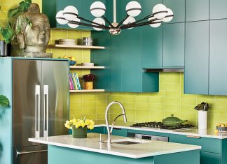 Bodacious colors liven up this Reynoldstown loft kitchen Bodacious colors liven up this Reynoldstown loft kitchen
