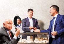 In Atlanta, the jewelry business is often a multigenerational affair In Atlanta, the jewelry business is often a multigenerational affair