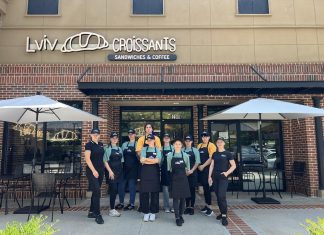 Ukrainian refugee helps bring European croissant sandwich shop to Roswell