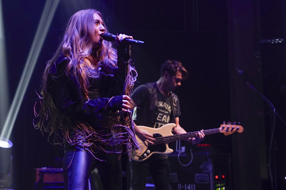Photos: Mary Kutter performs at Madlife Stage and Studios