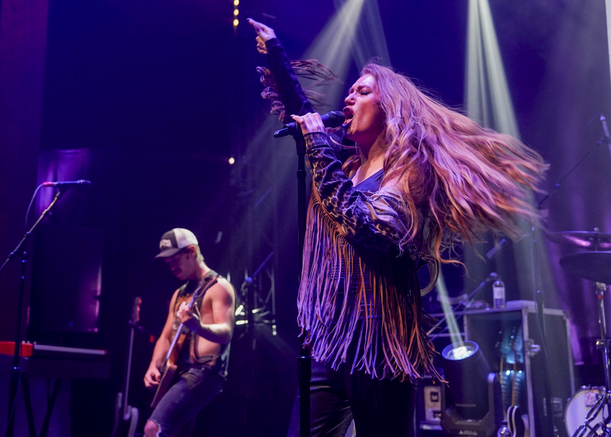Photos: Mary Kutter performs at Madlife Stage and Studios