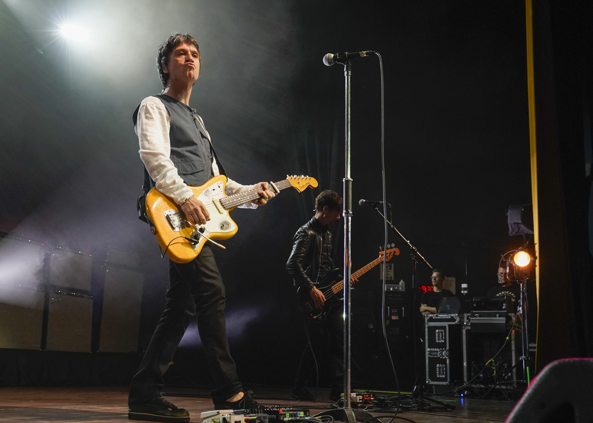 Photos: Johnny Marr and James perform at the Eastern
