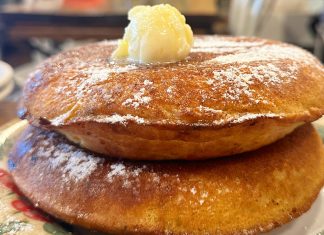 Hen Mother Cookhouse brings its popular waffles and sandwiches to a second location in Alpharetta