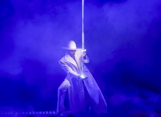 Photos: Usher performs at State Farm Arena