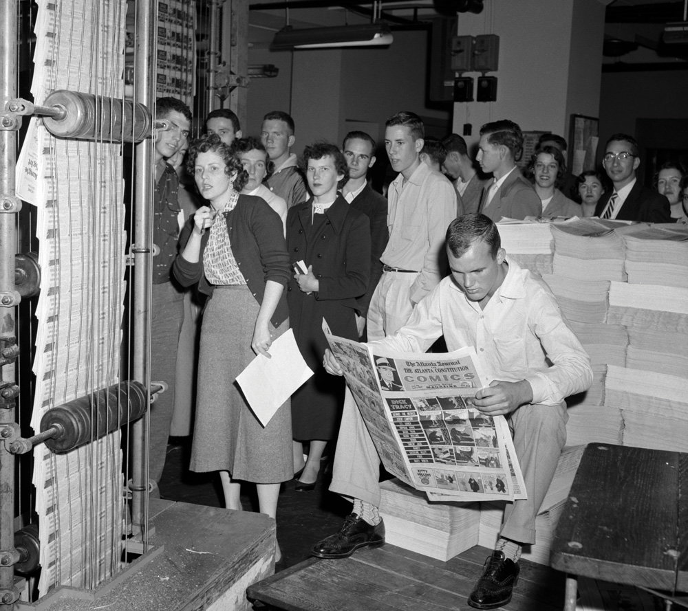 Students in the mid-1950s tour the newspaper’s building