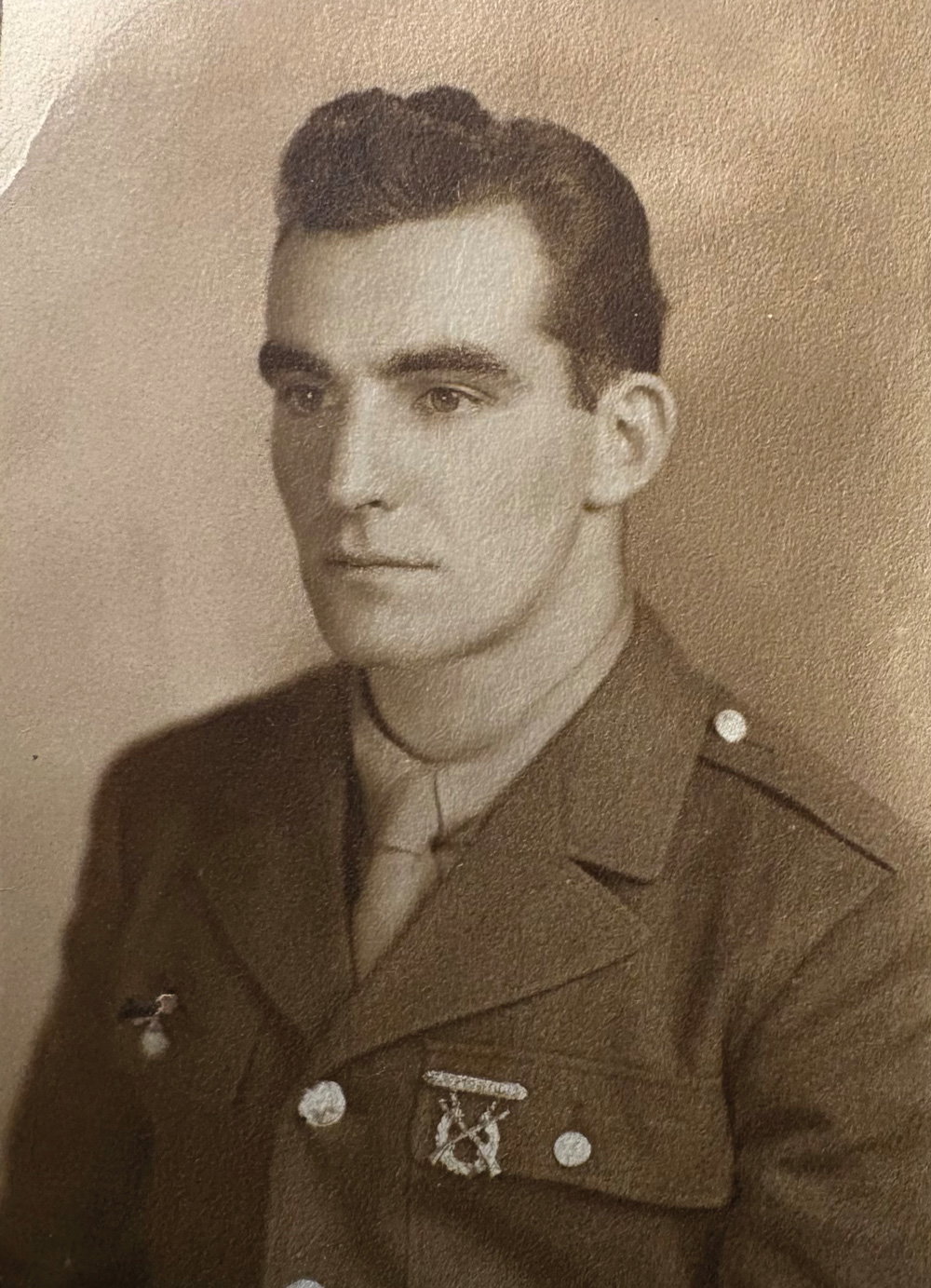 Lou in his Army uniform