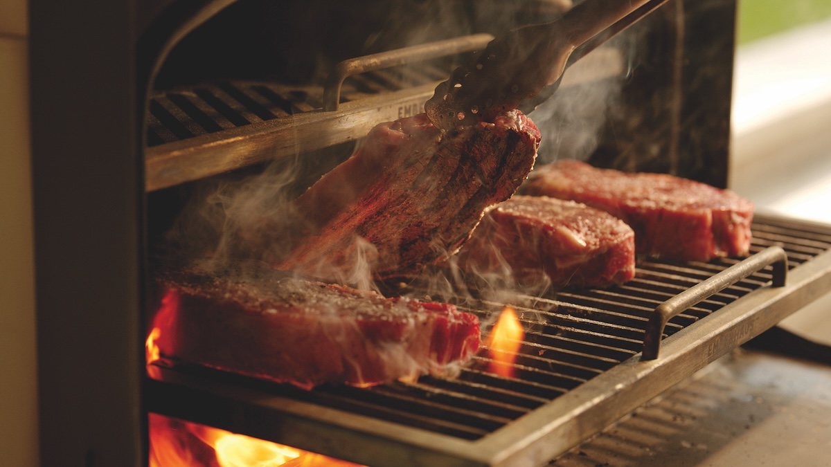 Grilling steaks on Emberhaus Fire Oven 