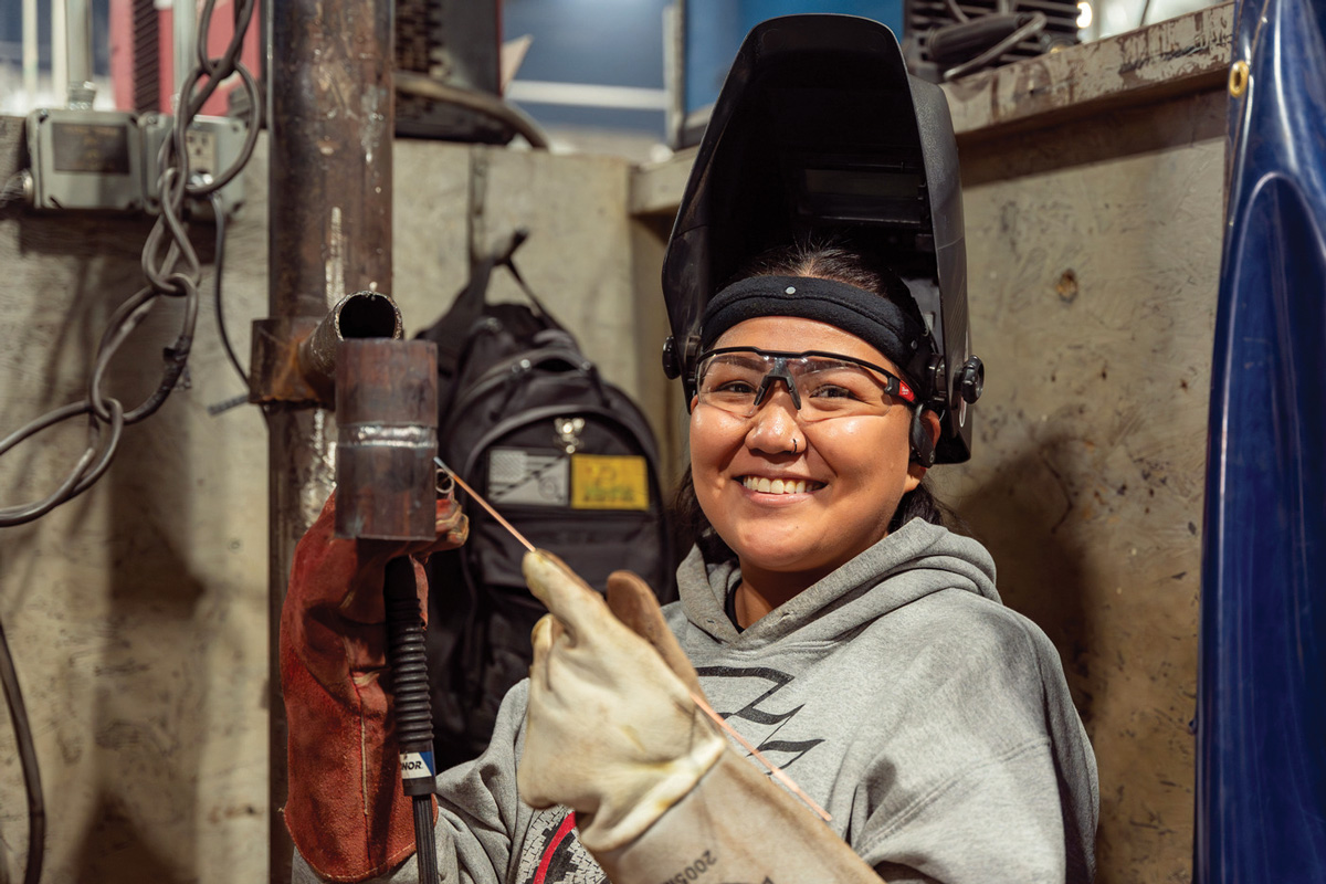 A student at Tulsa Welding School