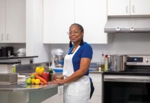 Georgia State University is teaching nursing students to cook Graduate student Miranda Parham in GSU’s culinary medicine kitchen